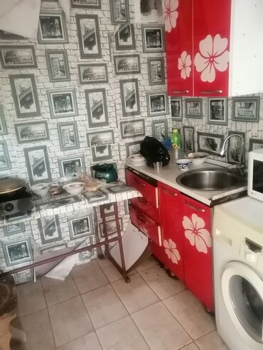 куп участак старый толчок: 27 м²