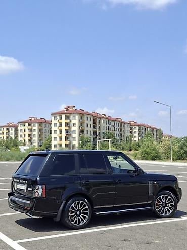 mersedes es klas: Land Rover Range Rover: 4.4 l | 2024 il 285637 km Ofrouder/SUV — 3