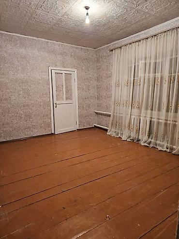 Продажа полдома: 📍ул. Фучика 🔘4-комнаты 🔘51,8м² Продается полдома. Участок ровный — 9