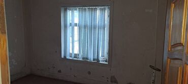 Uzunmüddətli kirayə mənzillər: Bilesuvarda pambıq zavodunun yanı bina evi 2 mərtəbənin 1 ci mərtəbəsi -da lalafo.az — 6 Uzunmüddətli kirayə mənzillər: Bilesuvarda pambıq zavodunun yanı bina evi 2 mərtəbənin 1 ci mərtəbəsi — 6