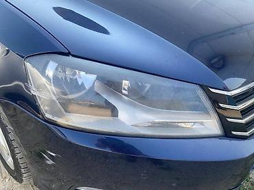 pojas za auto: FAR ZA VOLKSWAGEN PASSAT B7 | Desni far za Passat B7 Ostecen — 1