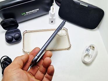 Apple iPhone: IPhone 11 Pro, Б/у, 128 ГБ, Черный, Наушники, 90 % — 12