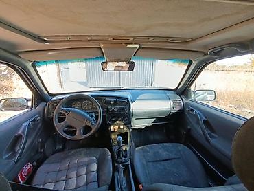 mazda 626 1998: Volkswagen Passat Variant: 1994 г., 1.8 л, Механика, Бензин, Универсал — 7