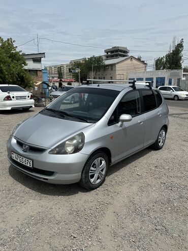 Honda: Honda Jazz: 2003 г., 1.4 л, Механика, Бензин, Хэтчбэк