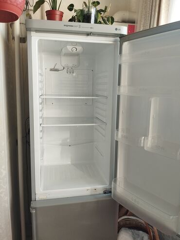 холодильник бирюса цена: Продаю большой холодильник очень вместительный LG высота 185 см ширина