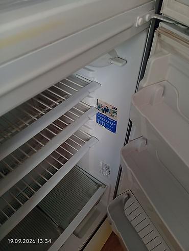 xreal air 2 pro: Холодильник Indesit, Б/у, Двухкамерный, 60 * 160 * — 4