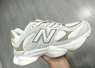 Patike: NB 9060
Cena: 4100 din ❤️‍🔥
Brojevi: 36-41
O — 9