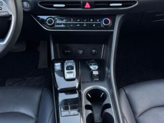 Hyundai: Hyundai Sonata: 2020 г., 2 л, Автомат, Газ, Седан — 4