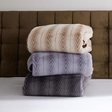 First Home brendinin ultra-yumuşaq pledi - Material: qalın, tüklü lalafo.az -da First Home brendinin ultra-yumuşaq pledi - Material: qalın, tüklü