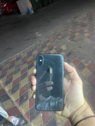 30 manatlıq telefonlar: IPhone X, 256 GB, Qara