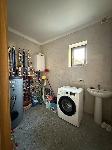 Продажа домов: 6 комнат, 300 м², 4 соток, Бишкек, Агентство недвижимости — 10