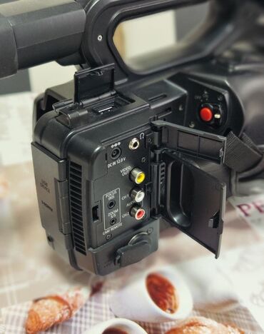 panasonic kamera: Panasonic AG UX 90 Az iwlenmiw 4k full hd 50 p 60p 2 karta cekir 2