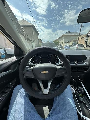 lalafo car: Chevrolet Onix: 2020 г., 1 л, Автомат, Бензин, Седан — 5