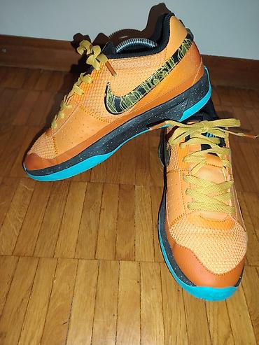 off white: Nike patike – niskoprofilni model za košarku/trening Ug 25cm - — 3