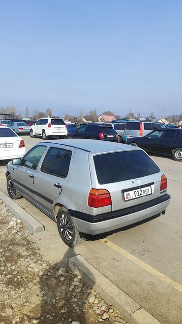 аварийный ваз: Volkswagen Golf: 1992 г., 1.8 л, Автомат, Бензин, Хэтчбэк