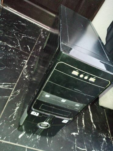 Desktop računari i radne stanice: Gejmer X3 AMD Triple Core-Odlicna Gejming masinaica AMD ATLON X3 435 — 6