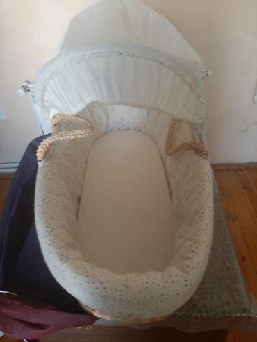 demir boru: Uşaq beşiyi – portativ “Moses basket” tipli - Yumşaq, nöqtəli naxışlı — 1