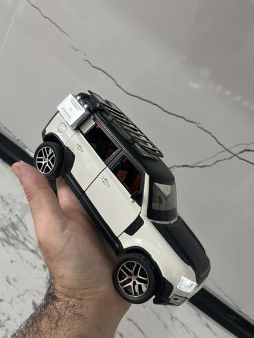 Nənnilər: Maket avtomobil – Defender SUV modeli (oyuncaq) - Ölçü: Təxminən