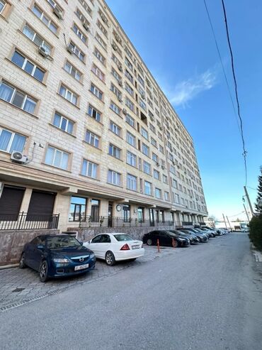 бокс зал: 6 мкр по набережной помещение на 1 этаже 90,7м² все коммуникации