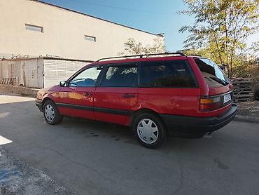 Продажа авто: Volkswagen Passat: 1992 г., 1.8 л, Механика, Бензин, Универсал — 3