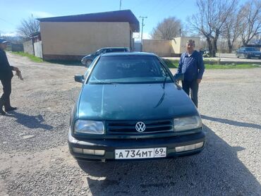 венто обмен: Volkswagen Vento: 1993 г., 2 л, Механика, Бензин, Седан