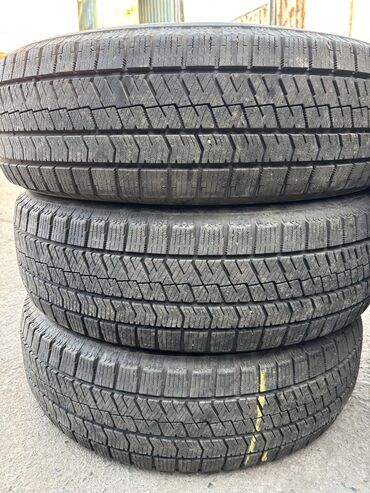 Шины: Шины 195 / 60 / R 17, Зима, Б/у, Комплект, Легковые, Япония, Bridgestone — 2