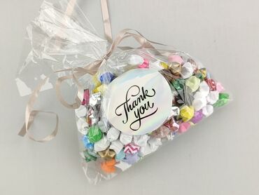 paski do sukienek wieczorowych: Woreczki z kolorowymi, papierowymi gwiazdkami origami. Każdy woreczek