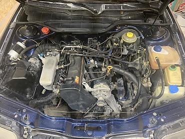 Audi: Audi 100: 1993 г., 2 л, Механика, Бензин, Седан — 11