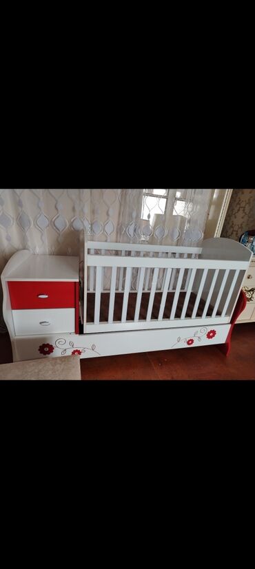 продажа раскладушек в баку: Qız üçün, İşlənmiş, Dördbucaq, Beşik, Matras ilə