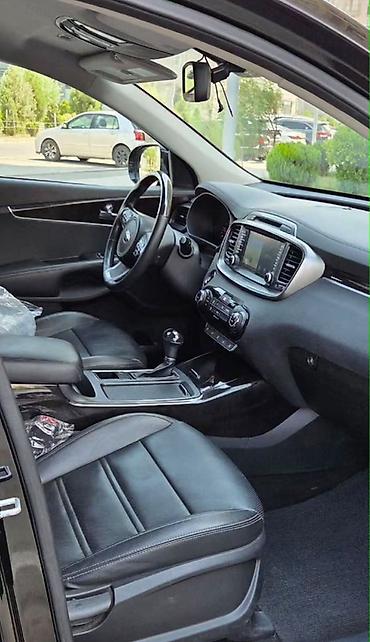 akcent 2017: Kia Sorento: 2 л | 2017 г. Кроссовер — 8