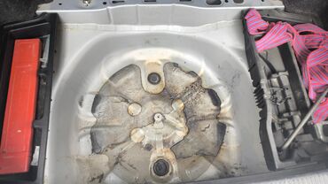 Toyota: Toyota Corolla: 2005 г., 1.6 л, Механика, Бензин, Хэтчбэк — 9