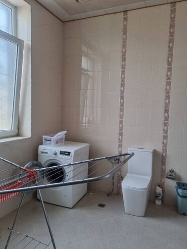 Uzunmüddətli kirayə evlər: 110 kv. m, 3 otaqlı, Kanalizasiya, Kombi, Qaz — 4