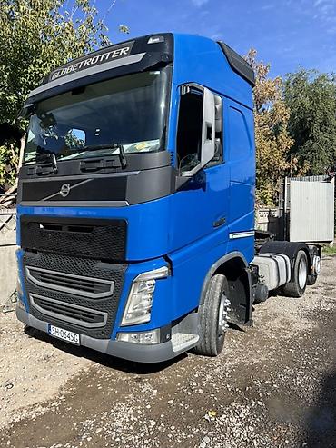 Тягач, Volvo, Без прицепа
