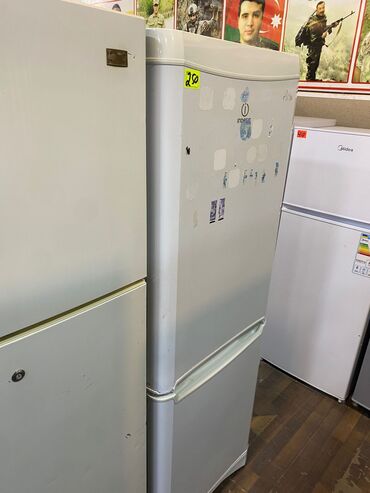 soyuducu termostat: 2 qapılı Indesit Soyuducu Satılır, rəng - Boz
