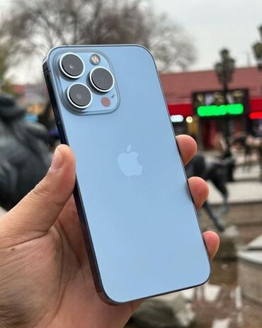 Apple iPhone: IPhone 13 Pro, Новый, 128 ГБ, Голубой, Зарядное устройство, Защитное стекло, Чехол, 97 %