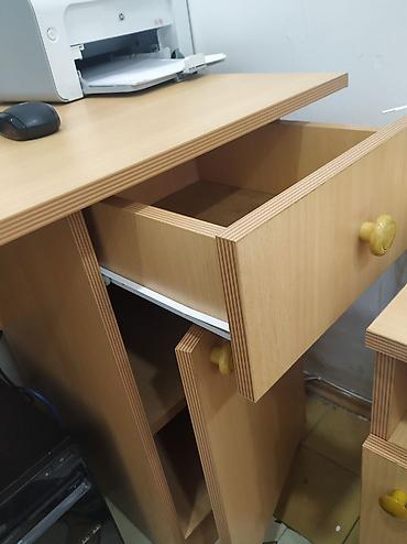 işlənmiş ofis stolu: Yazı masası yaxşı vəziyyetdə — 8