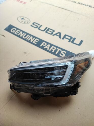 Передние фары: Передняя левая фара Subaru 2021 г., Новый, Аналог