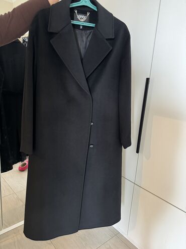 Итальянское пальто, из альпака 💯%. Причина продажи-не подошёл размер
