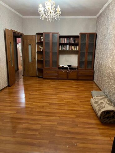 квартиры в районе рабочий городок: 3 комнаты, 70 м², 105 серия, 3 этаж