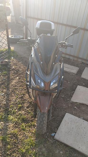 Скутеры: Тип скутера 125 куб. см, Бензин — 9