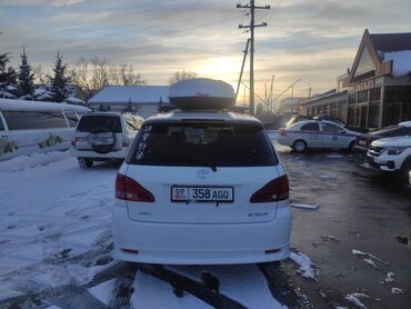 Toyota: Toyota Ipsum: 2002 г., 2.4 л, Автомат, Бензин, Минивэн — 6