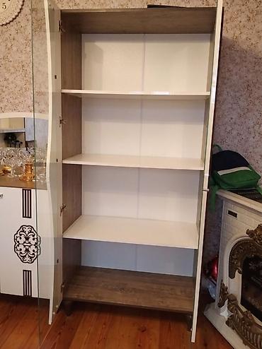 Dolab vitrinləri: Şüşəli dolab vitrini, İşlənmiş, Ödənişli çatdırılma — 3