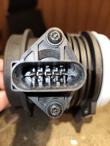 Автозапчасти: Model/Part No: 0 280 217 515 İstehsalçı: BOSCH Mənşə: Made in — 2