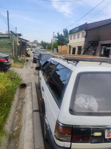 Volkswagen: Volkswagen Passat: 1990 г., 1.8 л, Механика, Бензин, Универсал