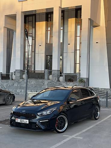 Kia: Kia Cerato: 2019 г., 1.6 л, Автомат, Бензин, Хэтчбэк — 2