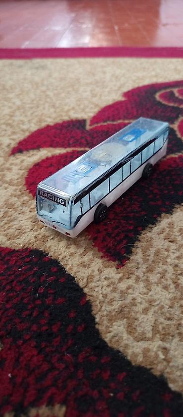 Digər oyuncaqlar: 2 çi şəkildə kiler hot wheels firmasinidir içində yolda var yolun özü — 3
