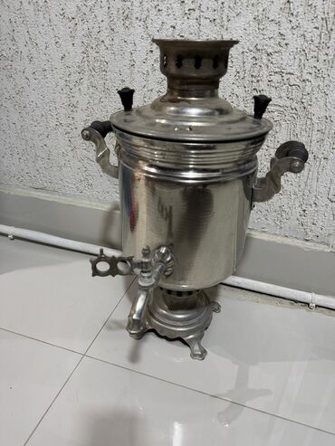 Yataq otağı dəstləri: ((2323))*Asya* Samovar ili 1975 Tutumu 5 litr. Yaxşi veziyyetdedir