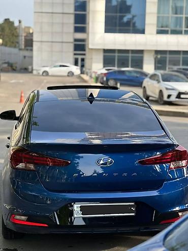 Hyundai: Hyundai Elantra: 2 l | 2020 il Sedan — 2