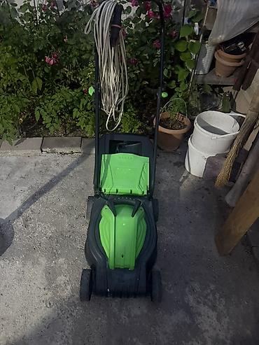 elektrik ot bicən: Elektrik otbiçən (kabel ilə) - Rəng: yaşıl-qara - Şəbəkəyə qoşulan — 2