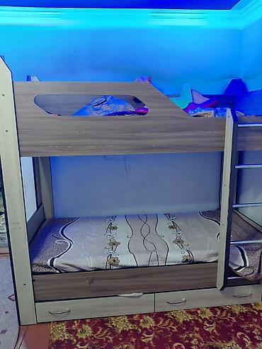 bunk bed: Двухъярусная детская кровать с ящиками для хранения. - Материал: ЛДСП — 2